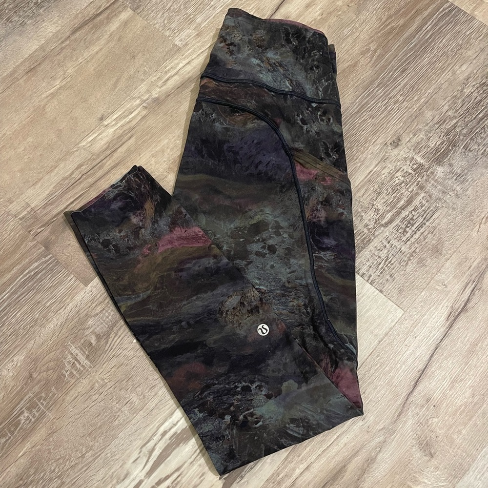 Lululemon Fast & Free 7/8 Tight II *Nulux 25" Black Multicolor Size 8